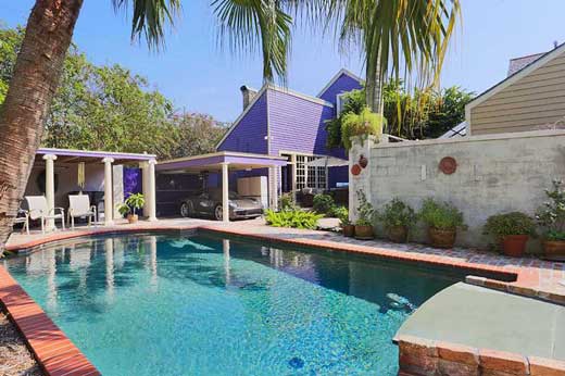 French Quarter-style courtyard in Faubourg Marigny | Latter & Blum Inc./REALTORS